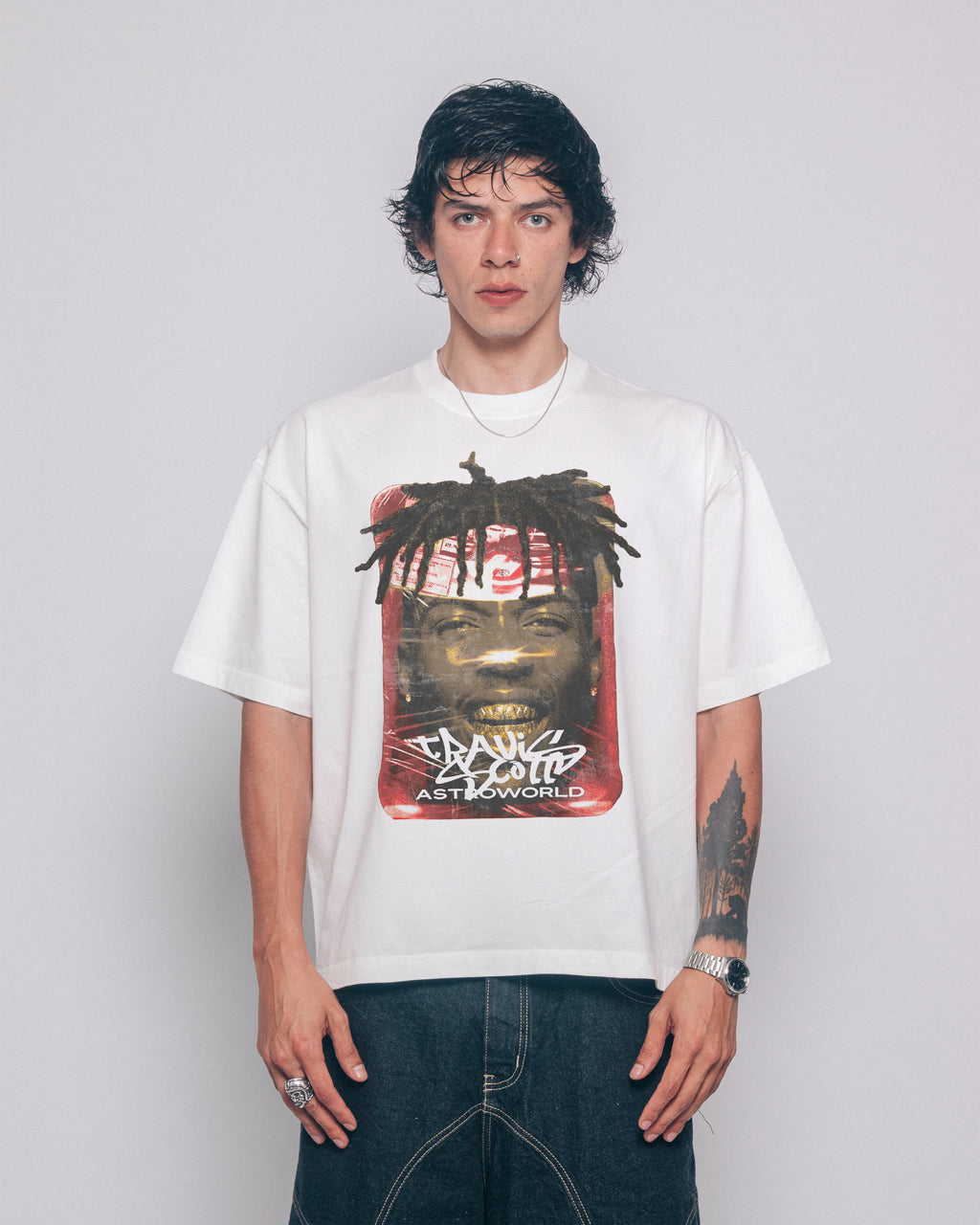 T-SHIRT TRAVIS WHITE