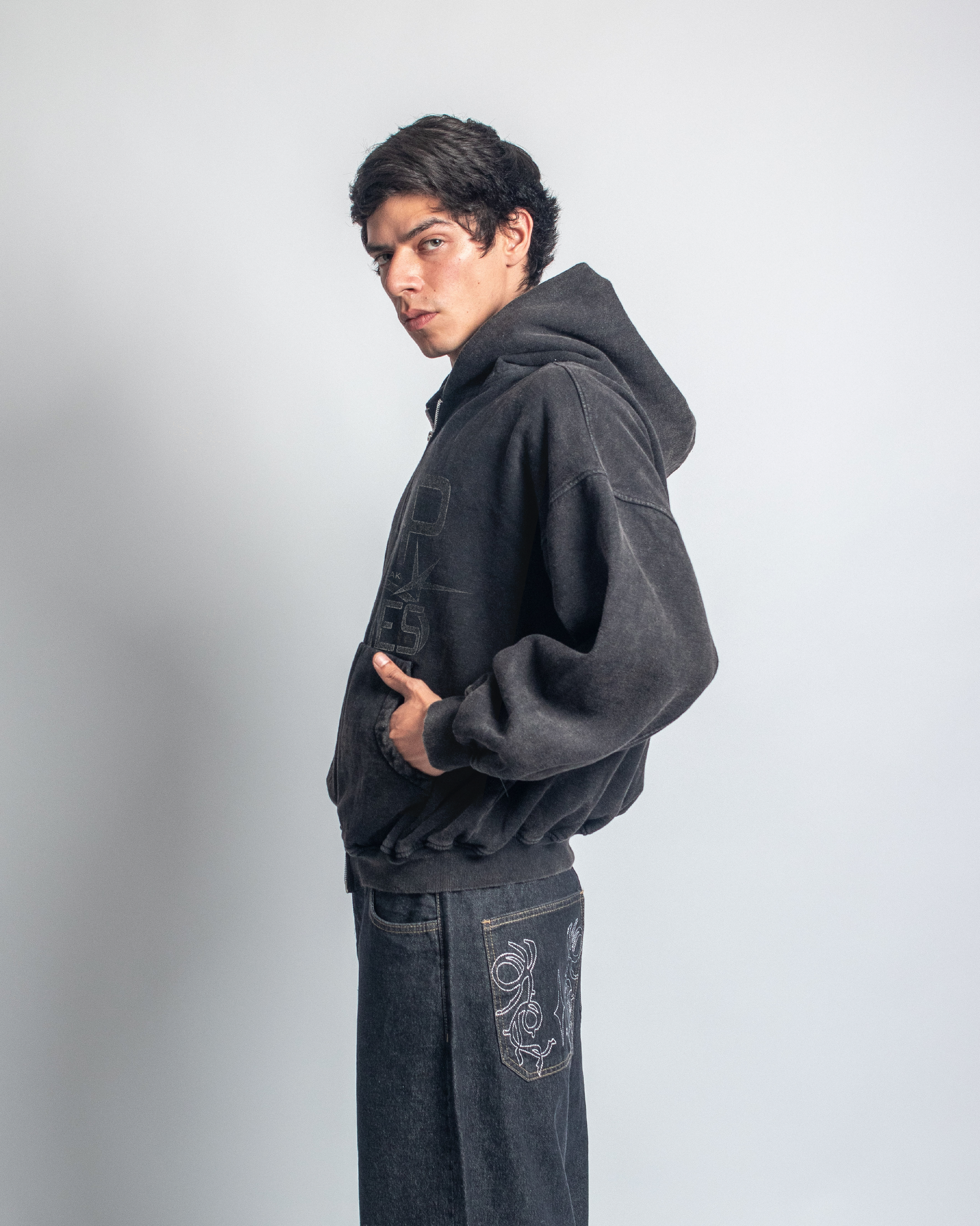 DOBLE ZIP HOODIE BLACK ERROR 404