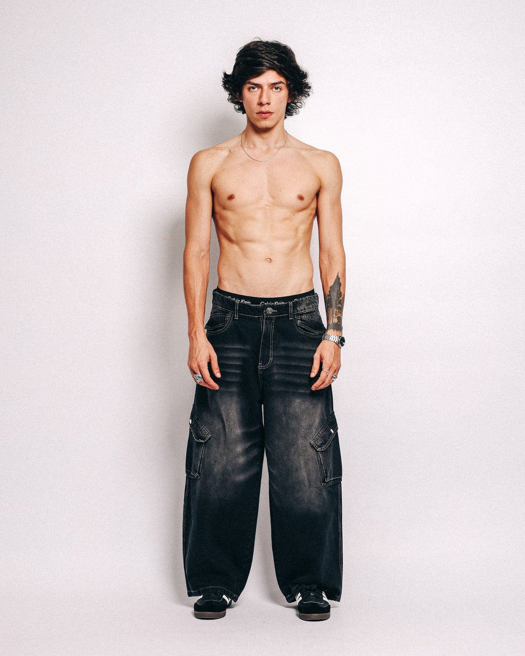 CARGO BLACK JEAN