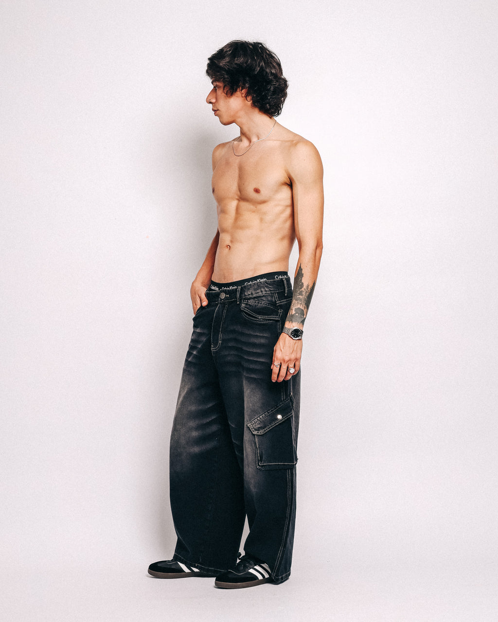 CARGO BLACK JEAN