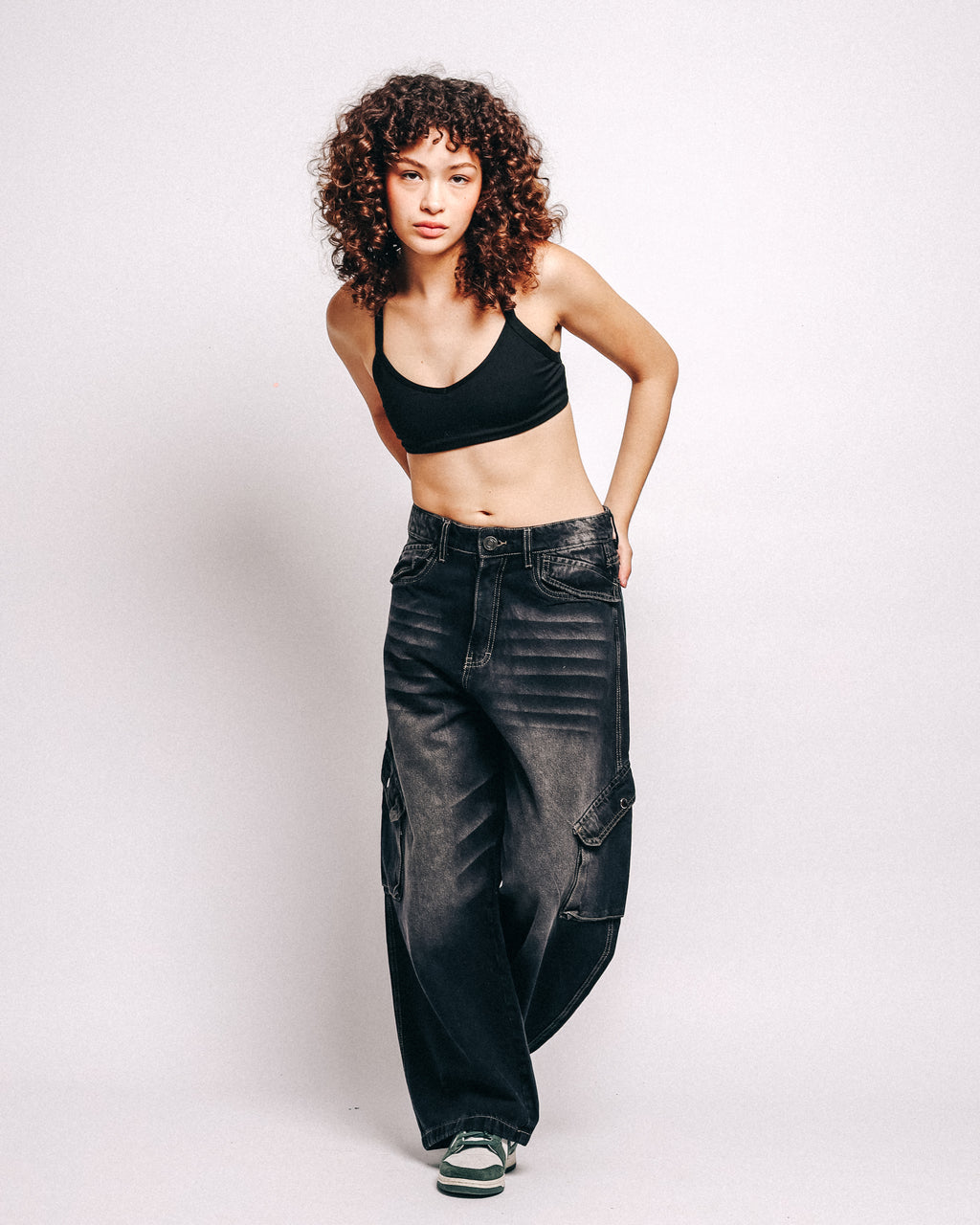 CARGO BLACK JEAN