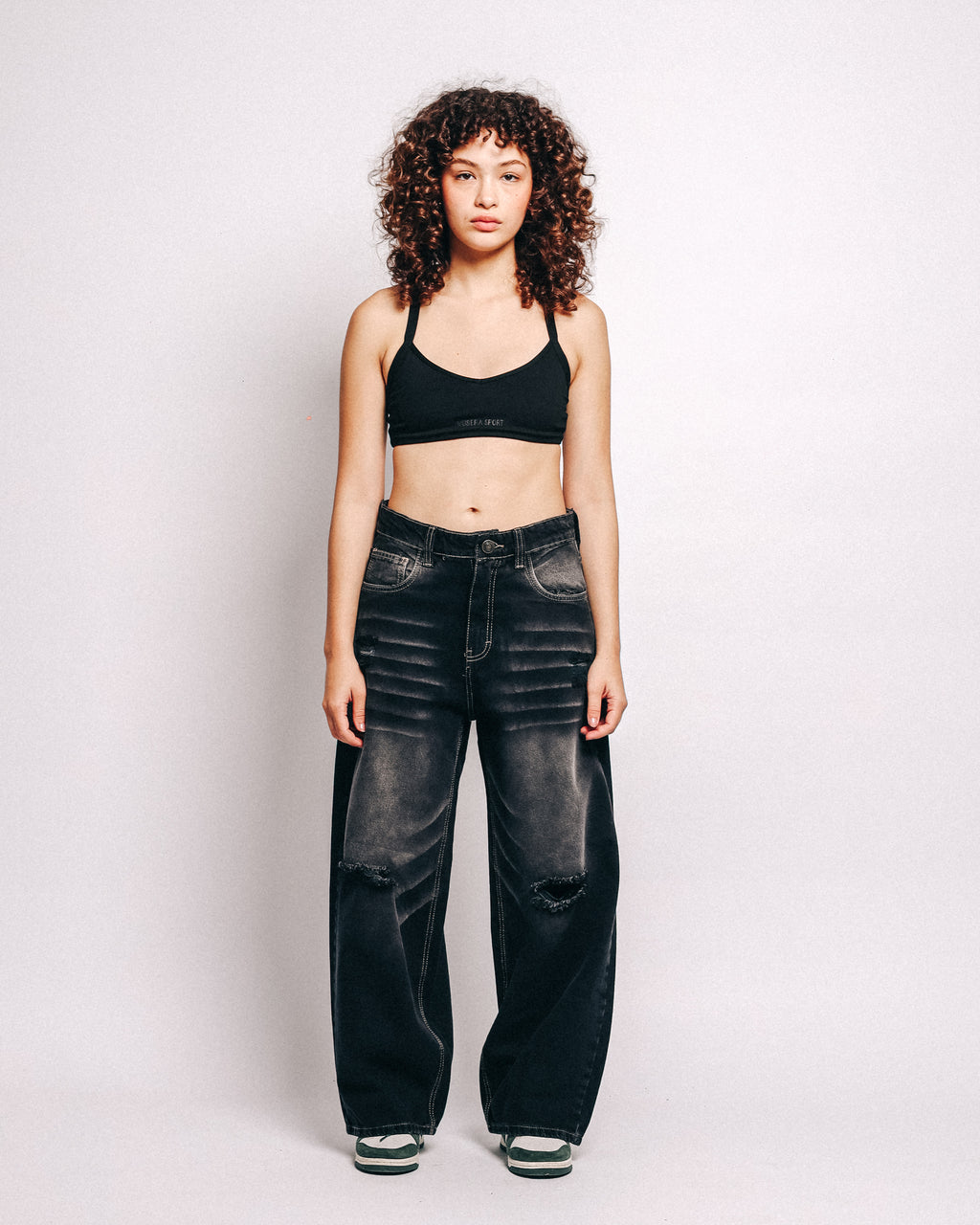 BLACK JEAN FRAYED