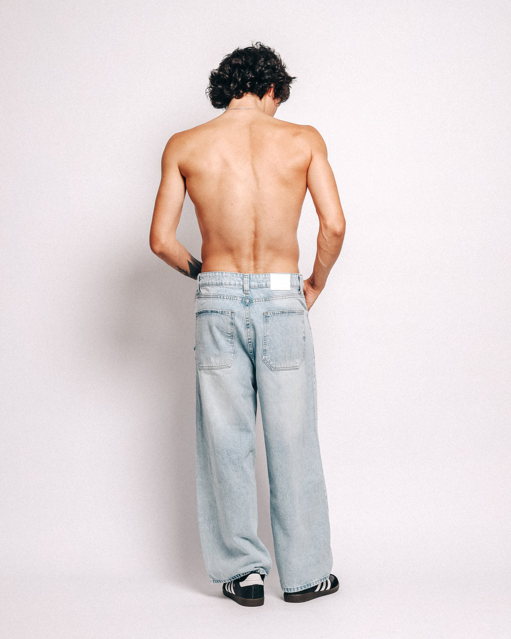 HIELO JEAN FRAYED