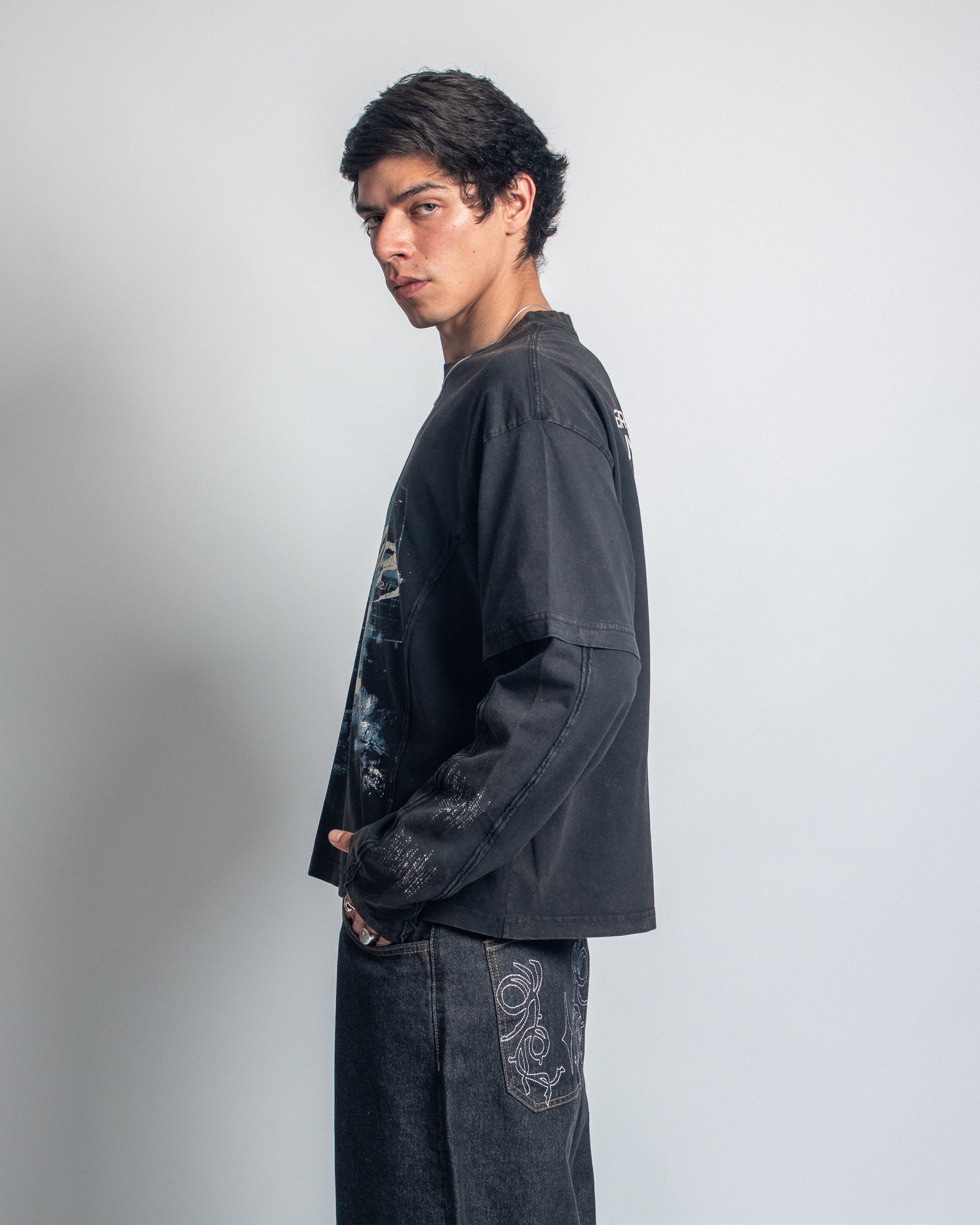 LONG SLEEVE HOLOGRAM