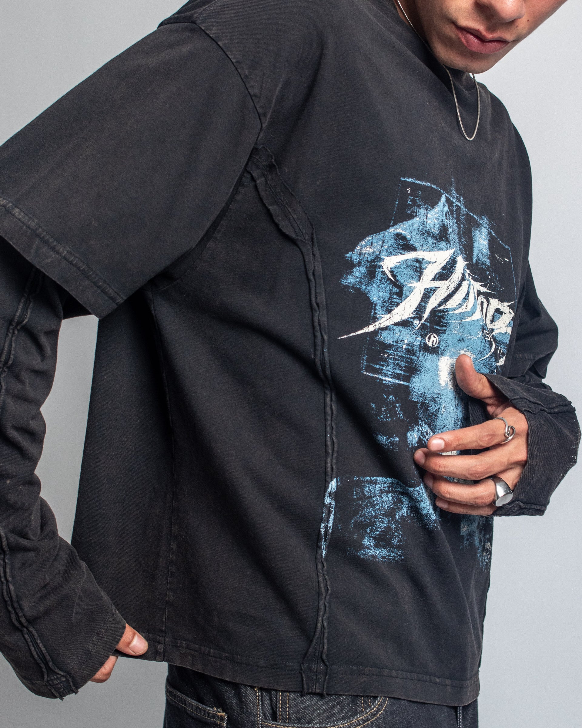 LONG SLEEVE HOLOGRAM