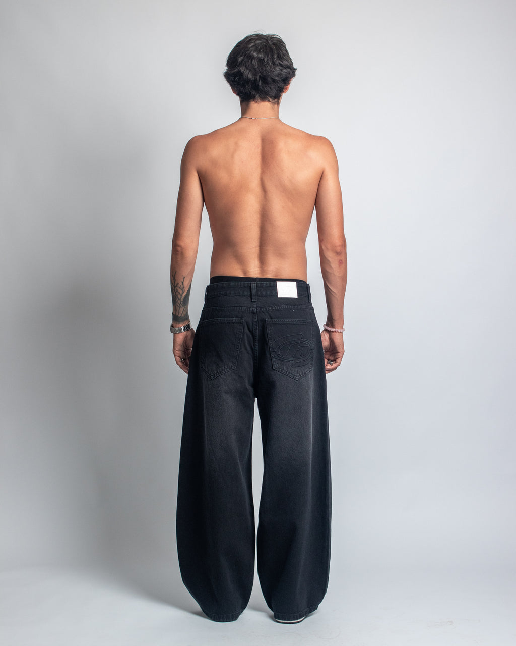 JEAN BLACK PARCHE