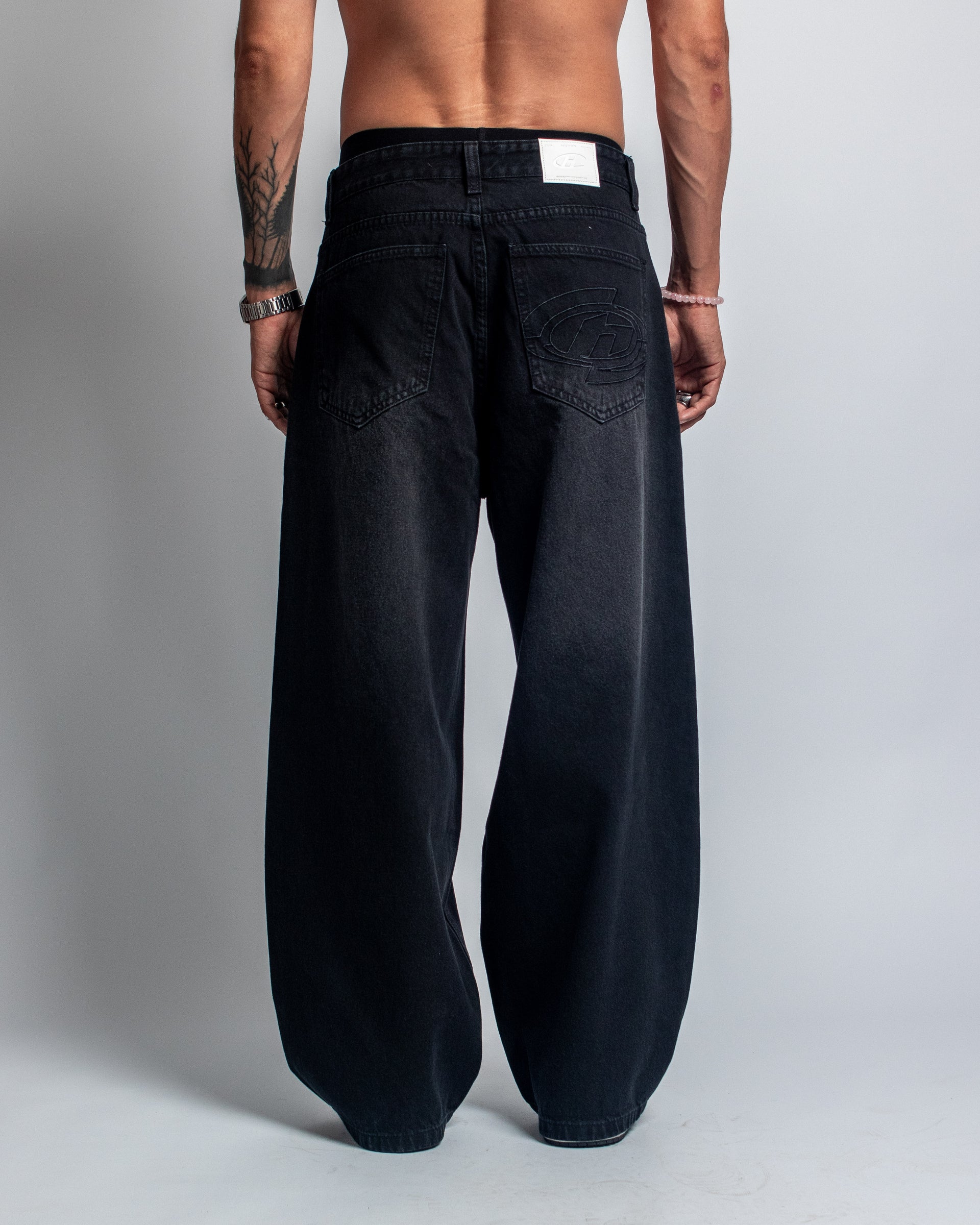 JEAN BLACK PARCHE