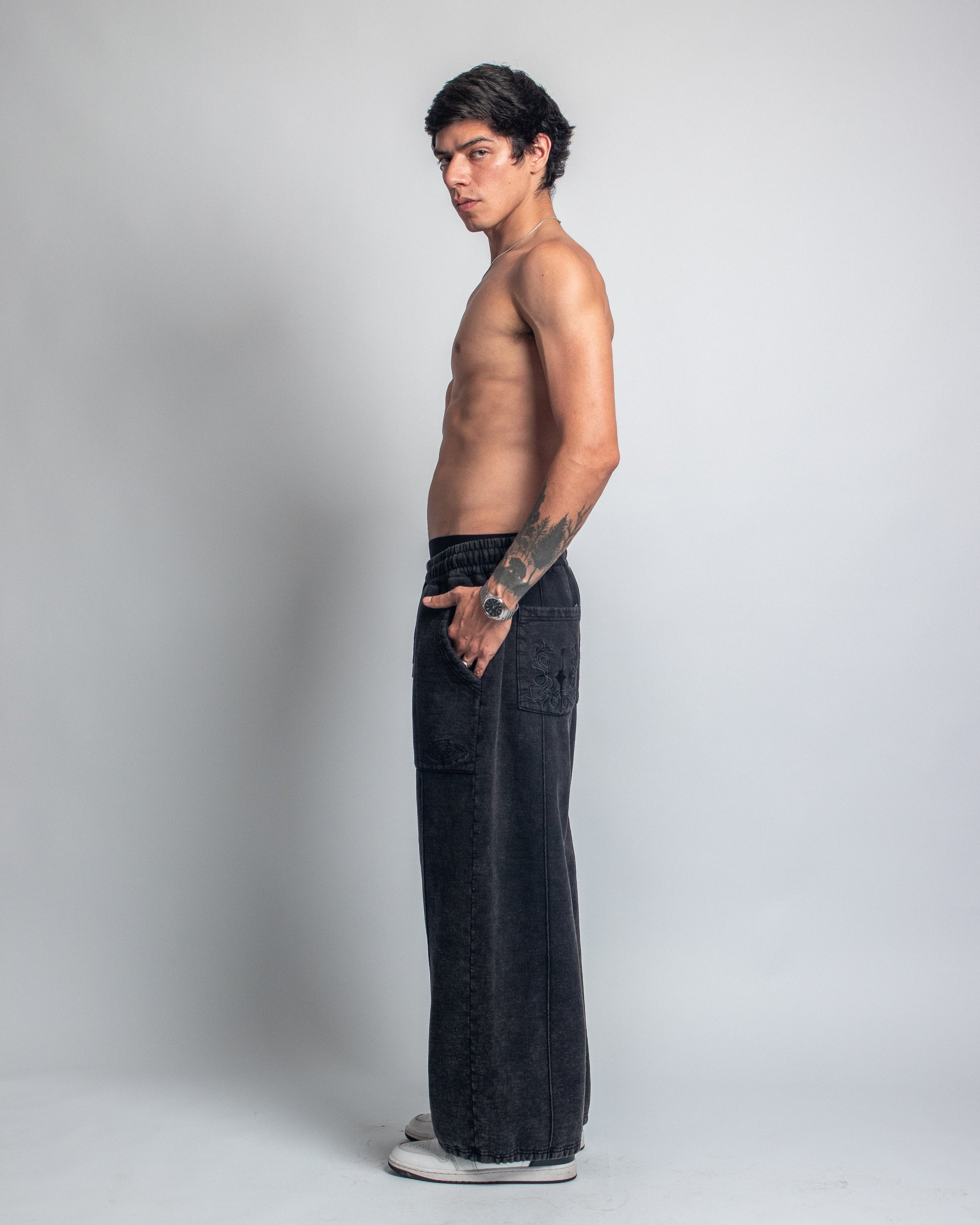 WIDE PANT BLACK VEIN