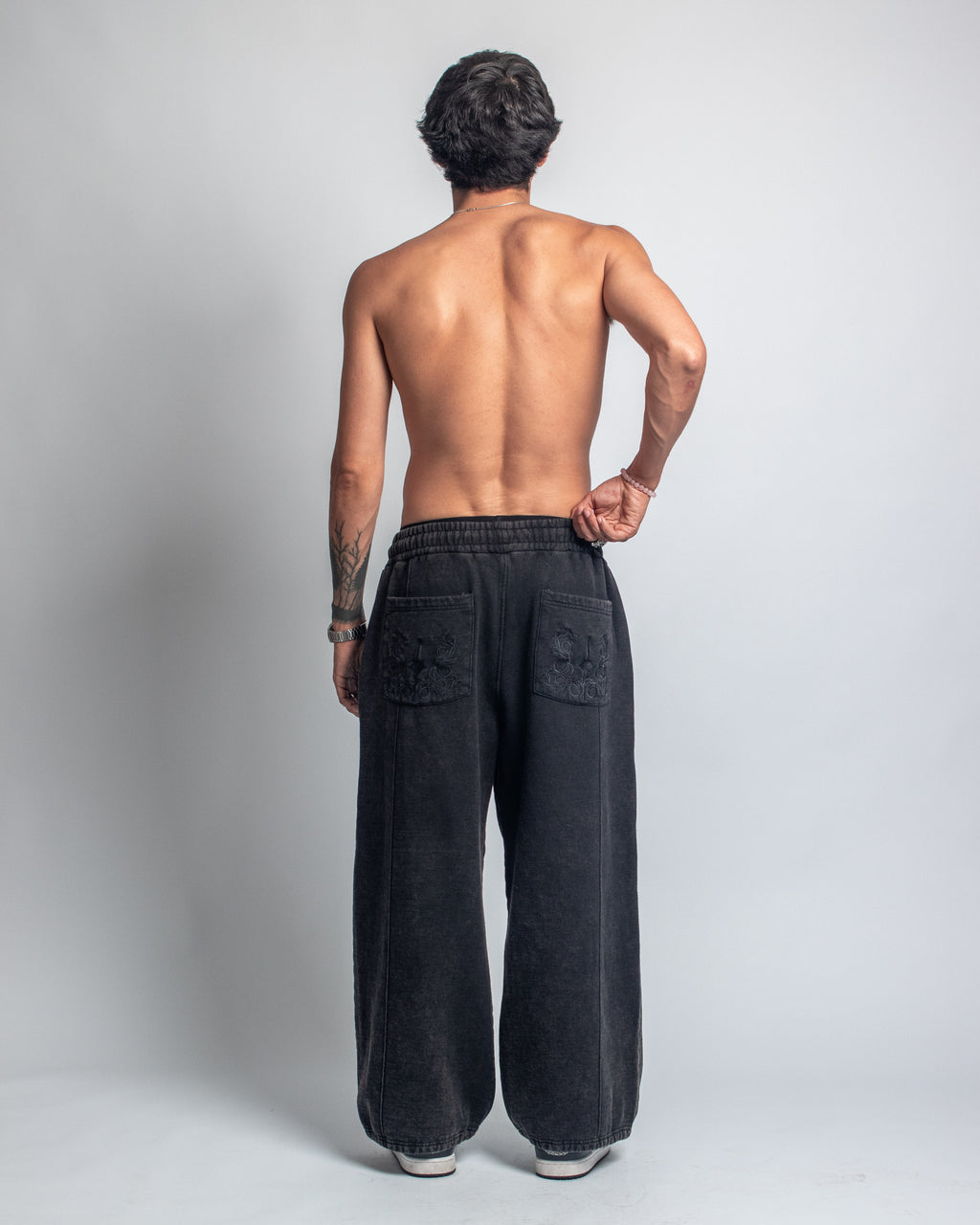 WIDE PANT BLACK VEIN