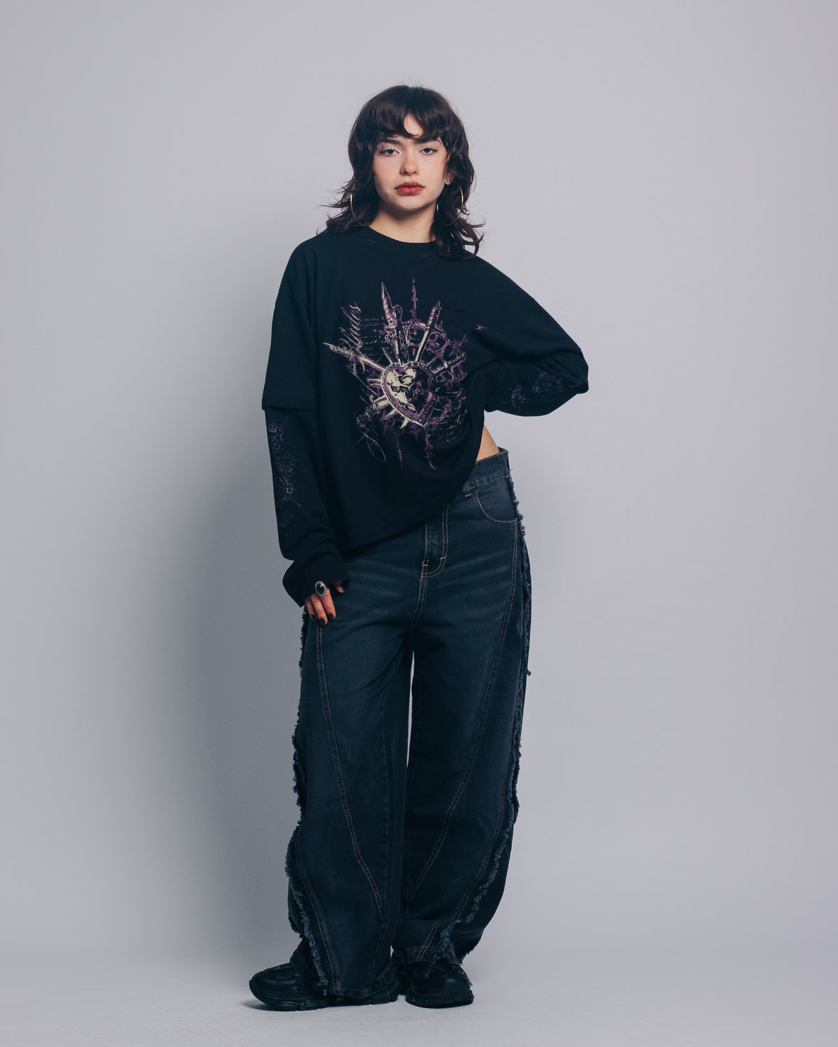 LONG SLEEVE HEART OF BLADES