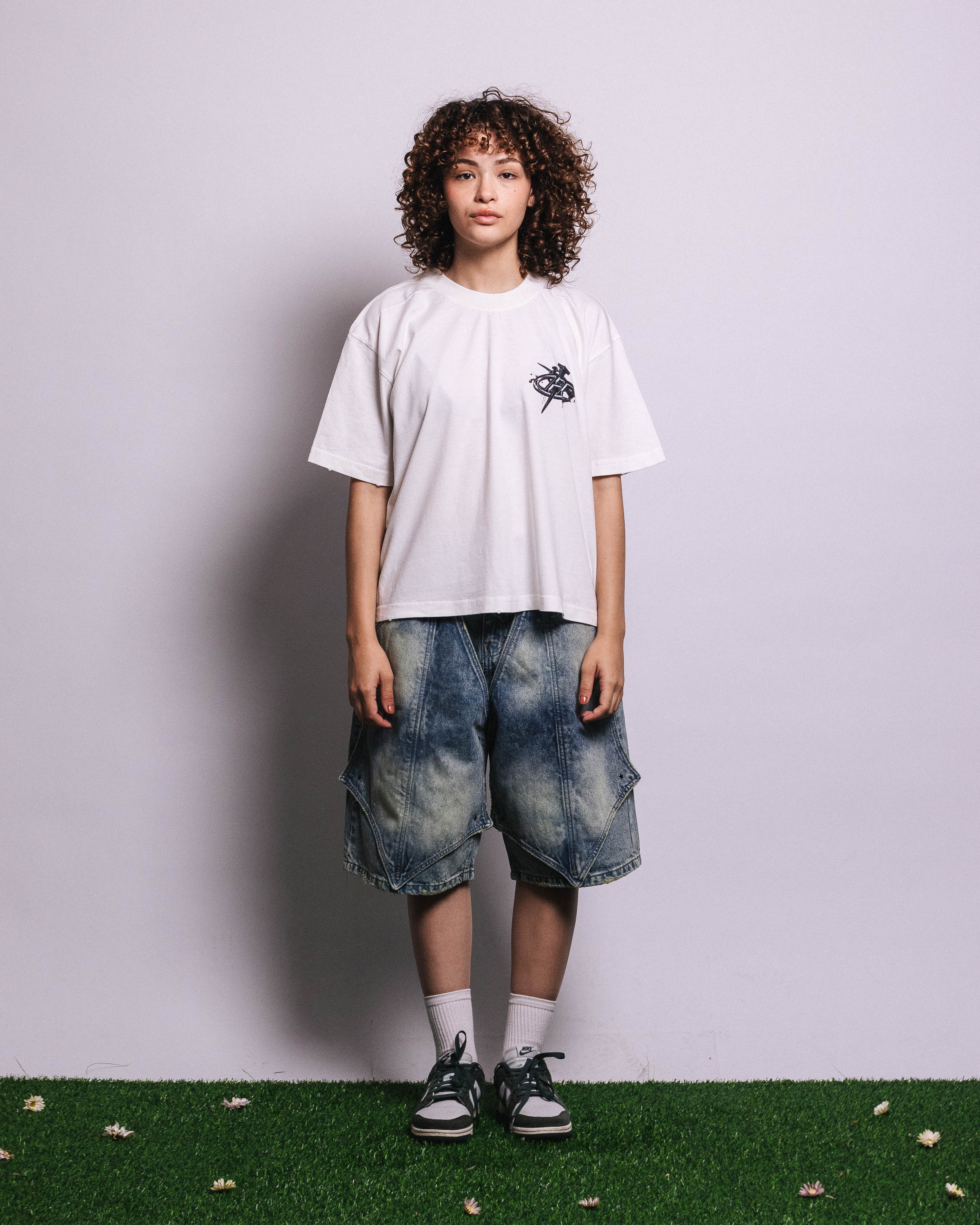 BOXY TEE JISUS CRUCIFIED