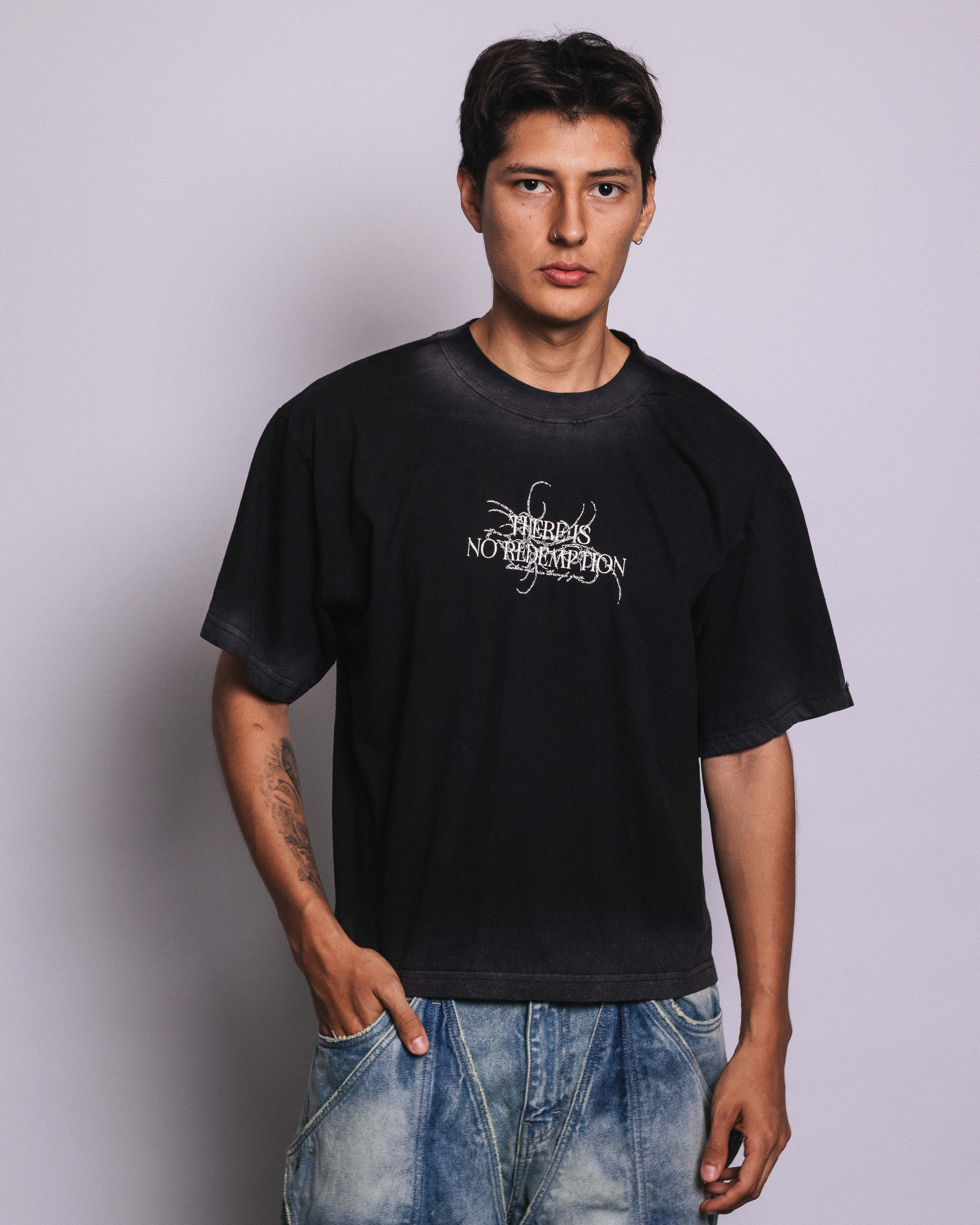 BOXY TEE DEMON